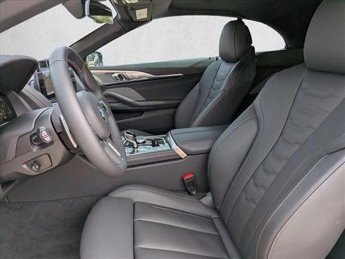 2026 BMW M850 xDrive