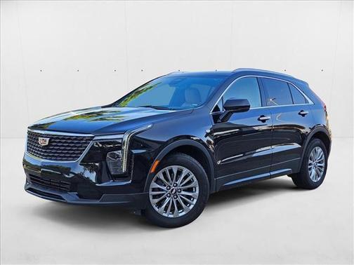 2025 Cadillac XT4 Premium Luxury