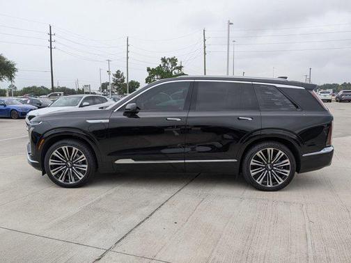 Stellar Black Metallic 2026 Cadillac VISTIQ Premium Luxury