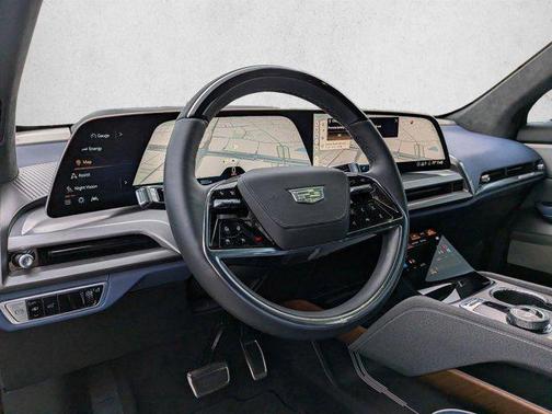 Stellar Black Metallic 2026 Cadillac VISTIQ Premium Luxury
