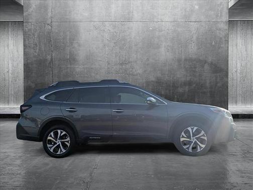 2022 Subaru Outback Touring