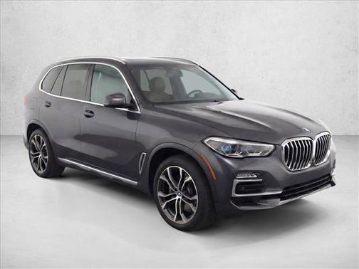 Dark Graphite Metallic 2021 BMW X5 sDrive40i