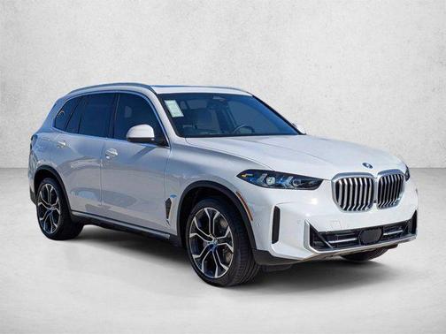 Alpine White 2026 BMW X5 PHEV xDrive50e