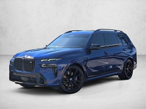 2023 BMW X7 M60i