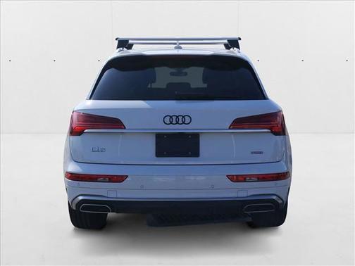 2022 Audi Q5 45 S line Premium Plus