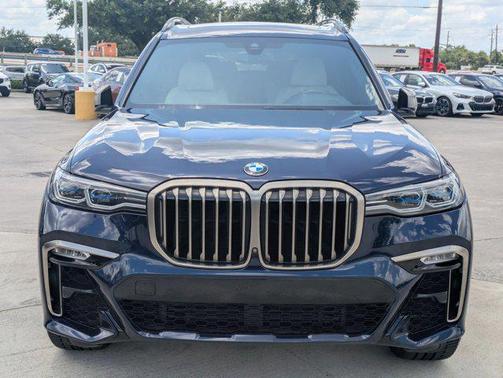 2020 BMW X7 M50i