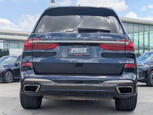 2020 BMW X7 M50i