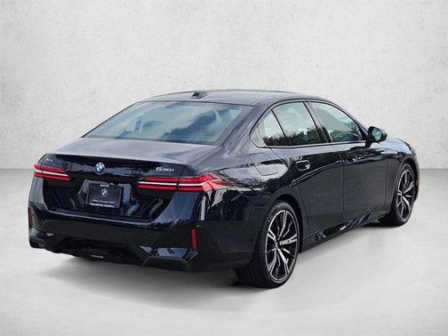 Carbon Black Metallic 2026 BMW 530 xDrive
