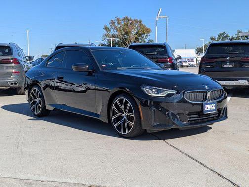 2023 BMW 230 i
