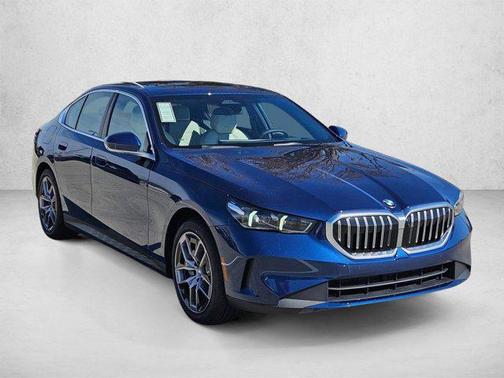 Phytonic Blue Metallic 2026 BMW 540 xDrive