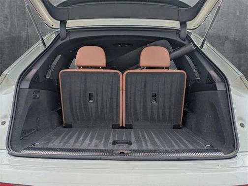 2023 Audi Q7 45 Premium