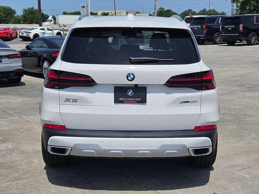 2026 BMW X5 sDrive40i