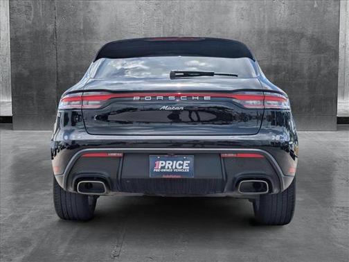 2022 Porsche Macan Base