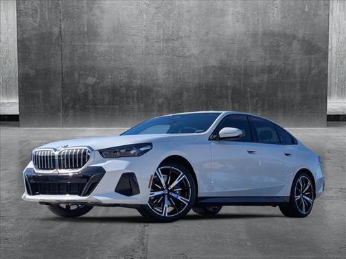 2025 BMW 530 i