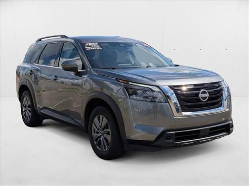 2025 Nissan Pathfinder SV FWD