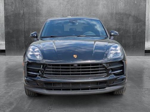 2021 Porsche Macan Base