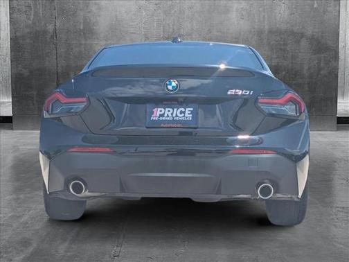 2023 BMW 230 i
