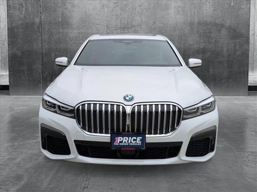 2022 BMW 745e xDrive