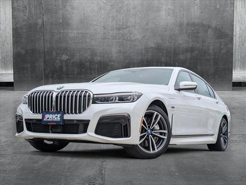 2022 BMW 745e xDrive
