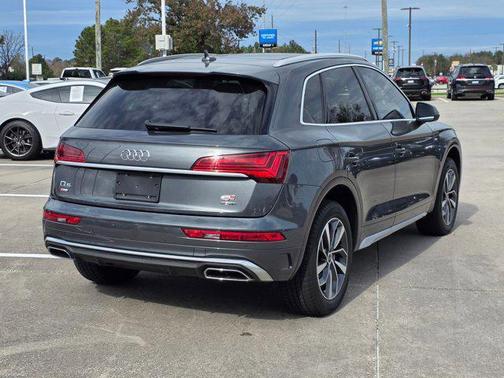 2023 Audi Q5 45 S line Premium Plus