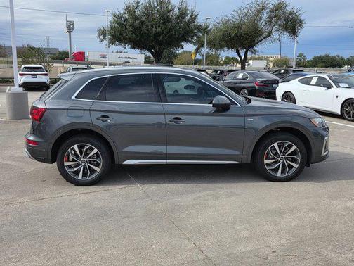 2023 Audi Q5 45 S line Premium Plus