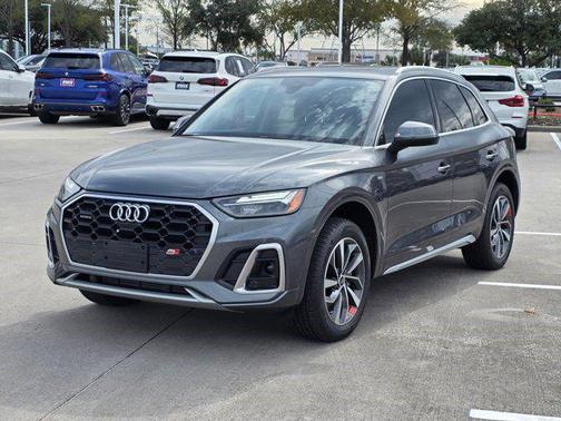 2023 Audi Q5 45 S line Premium Plus