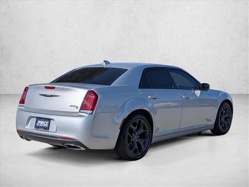 2021 Chrysler 300 S