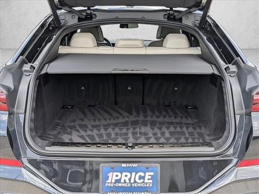 Black Sapphire Metallic 2024 BMW X6 M60i