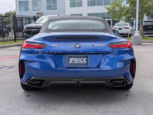 Portimao Blue Metallic 2024 BMW Z4 M40i