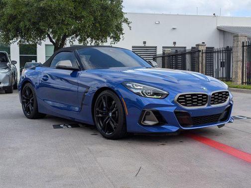 Portimao Blue Metallic 2024 BMW Z4 M40i