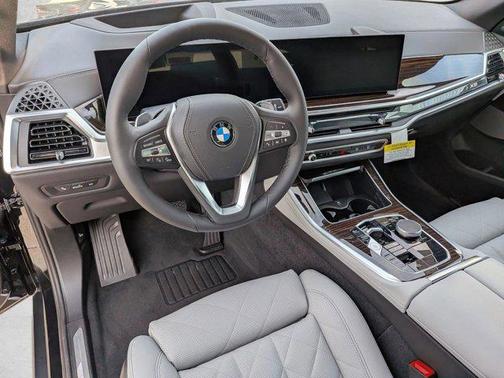 Black Sapphire Metallic 2026 BMW X5 sDrive40i
