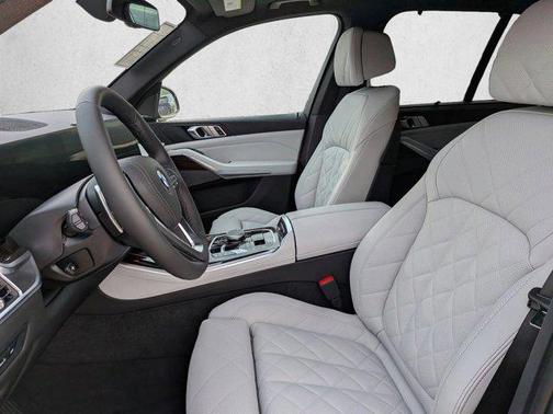 Black Sapphire Metallic 2026 BMW X5 sDrive40i