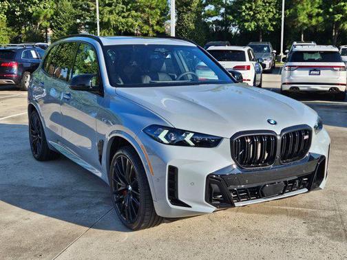 2026 BMW X5 M60i