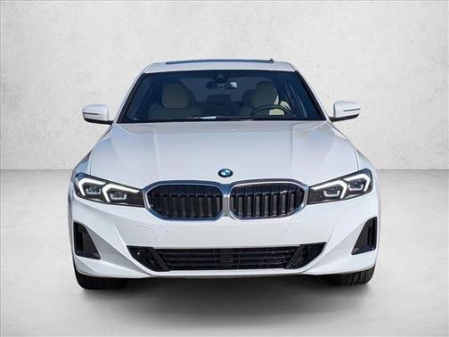 2026 BMW 330 i