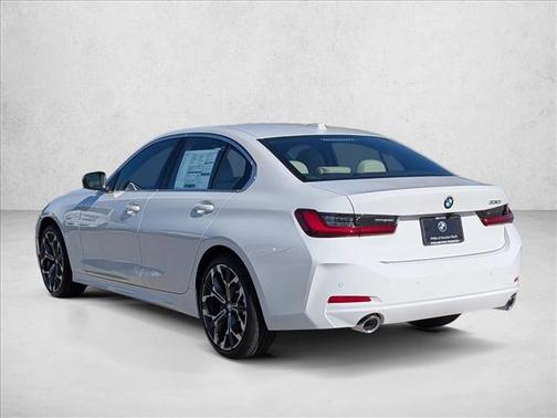 2026 BMW 330 i
