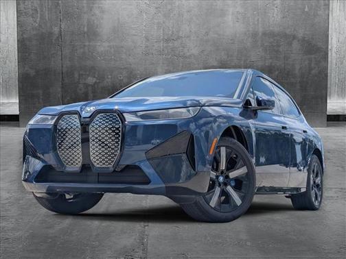 2025 BMW iX xDrive50