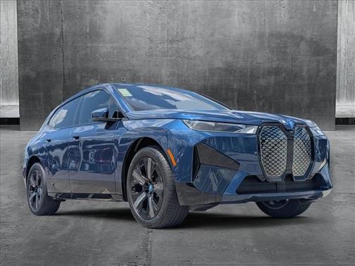 2025 BMW iX xDrive50