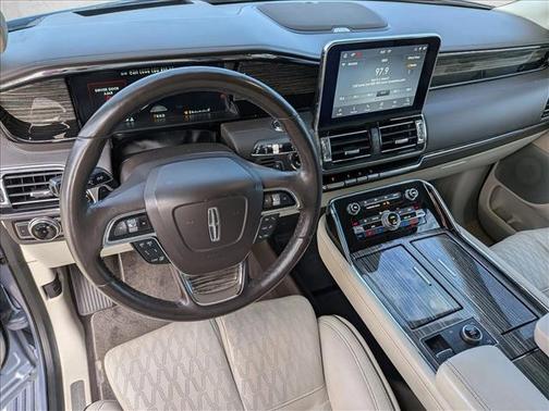 2020 Lincoln Navigator Black Label