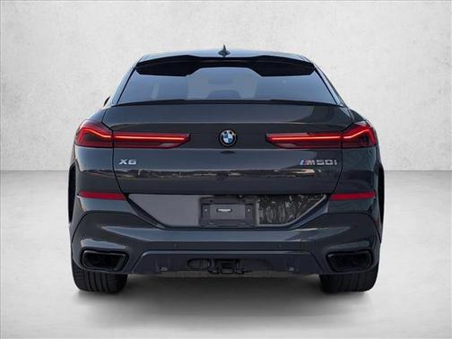 2022 BMW X6 M50i