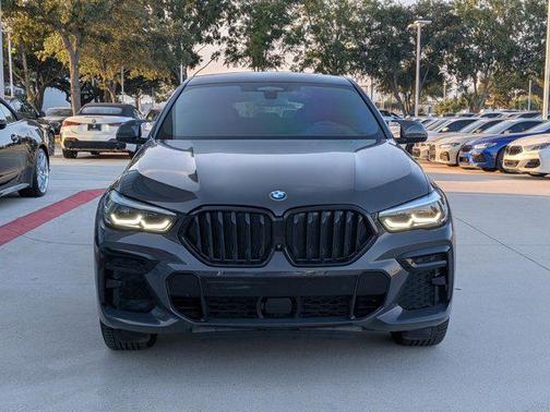 2022 BMW X6 M50i