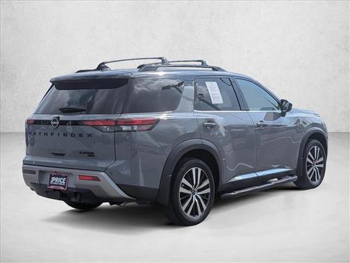 2023 Nissan Pathfinder Platinum 4WD