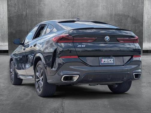 2025 BMW X6 xDrive40i