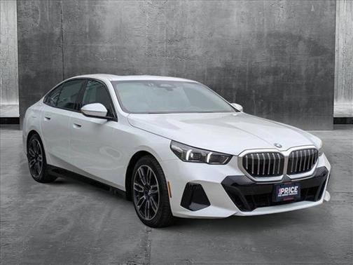 2024 BMW 530 i xDrive