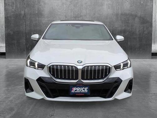 2024 BMW 530 i xDrive