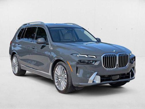 Dravit Grey Metallic 2026 BMW X7 xDrive40i