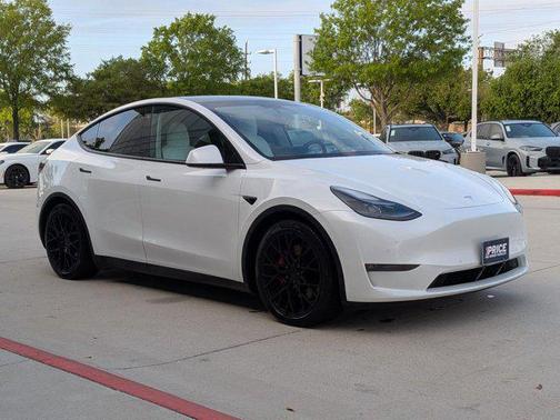 2022 Tesla Model Y Performance Dual Motor All-Wheel Drive