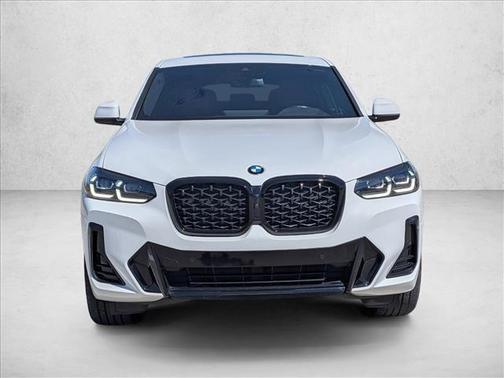 2023 BMW X4 xDrive30i
