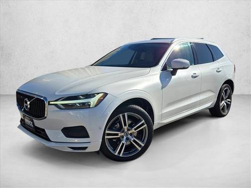 2018 Volvo XC60 T5 Momentum