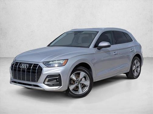 2022 Audi Q5 40 Premium Plus
