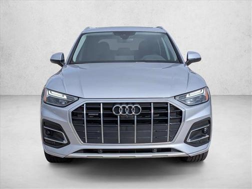2022 Audi Q5 40 Premium Plus